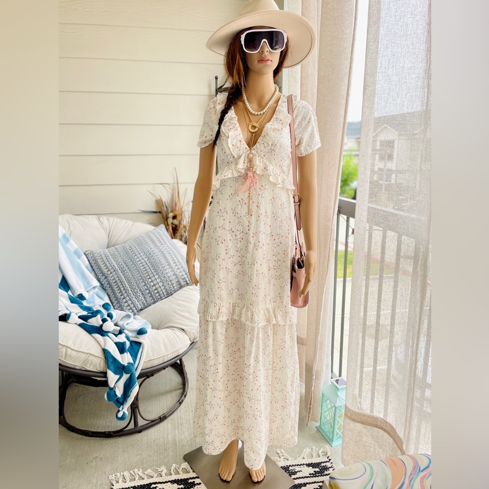 BCBGENERATION Tiered Maxi Dress Cream Ivory New Size 0